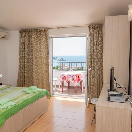 Villa Vjera Petrovac 外观 照片